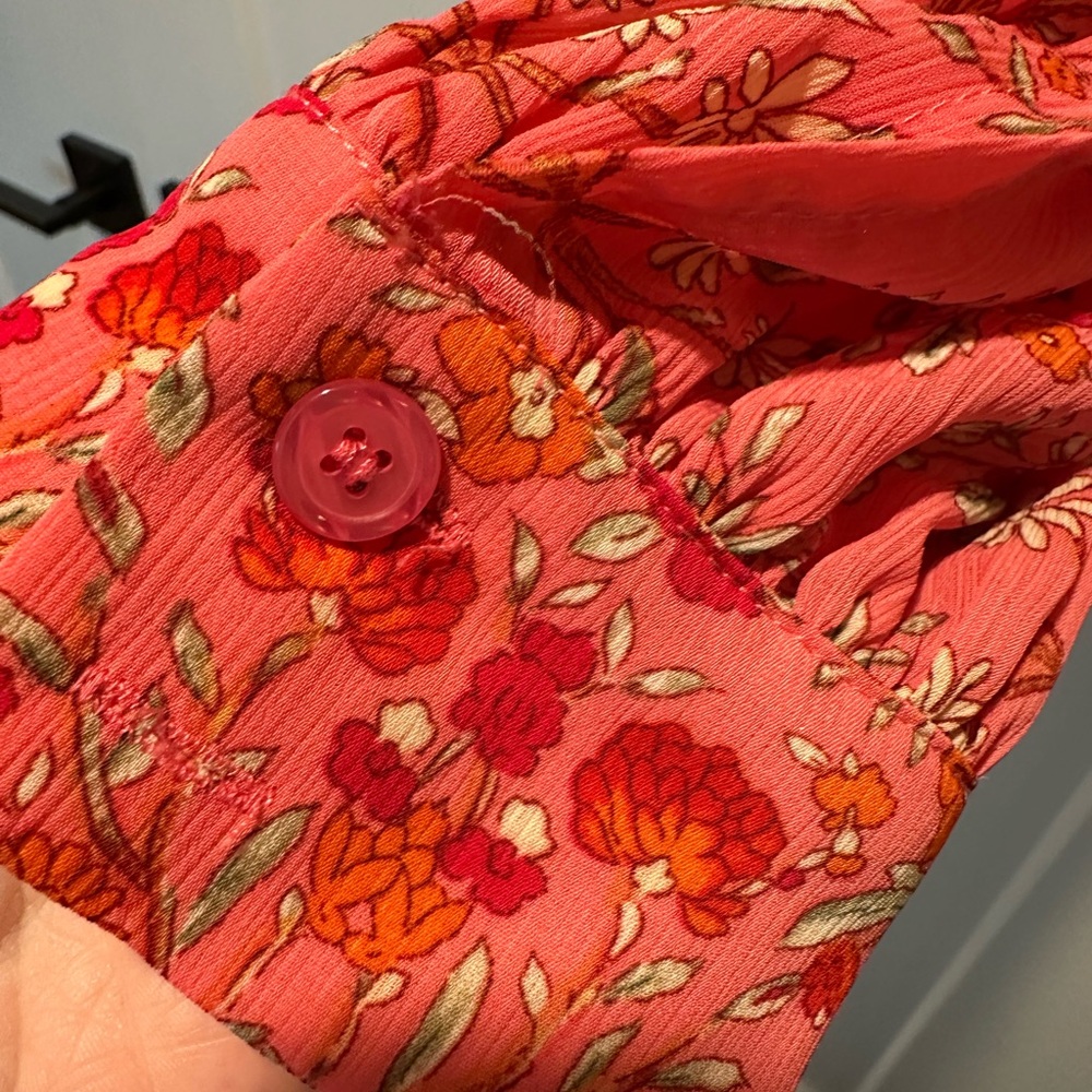 Floral Pink Button-Up Women's Top - Picture 3 of 6